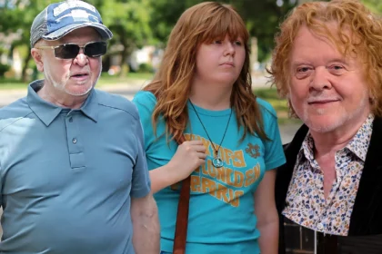 Mick Hucknall Wife